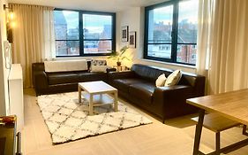 Large Stylish 3 Bedroom City Centre Apartment Free Secure Parking